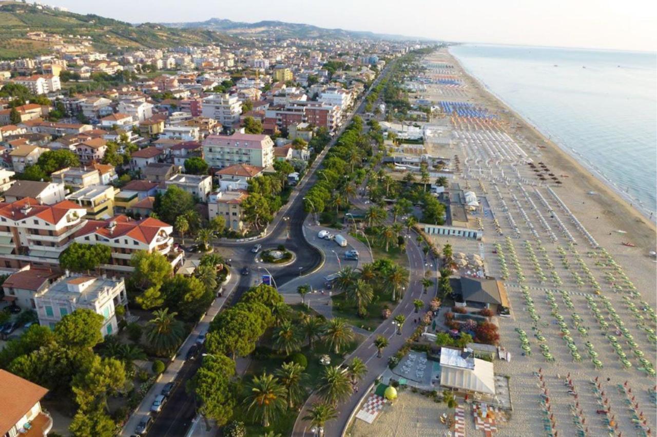 Appartamento Sabbiadoro Plus - Myho Casa Tortoreto Buitenkant foto